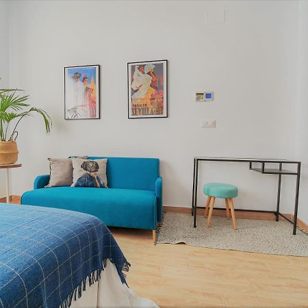 Pelicano Seville Apartments エクステリア 写真